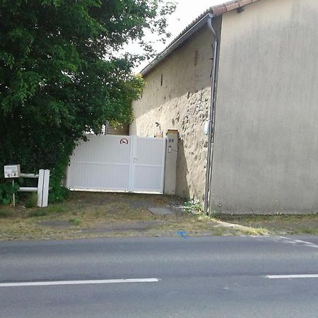 Bed and Breakfast Les Croisettes Le Pin  Экстерьер фото